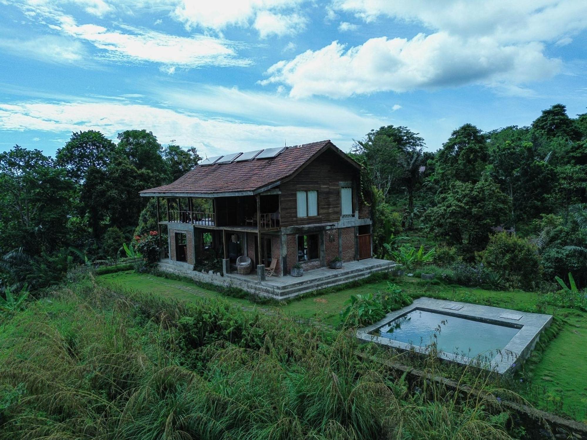 Bukit